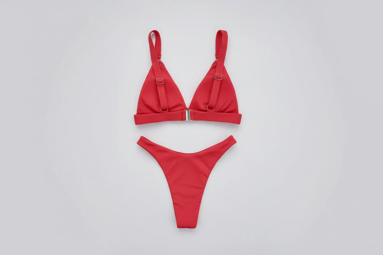 Bikinis Sencillos 2026