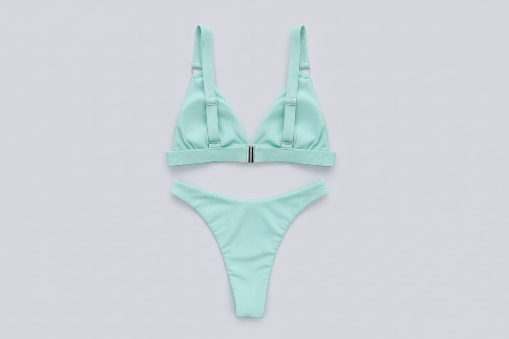 Bikinis Sencillos 2026