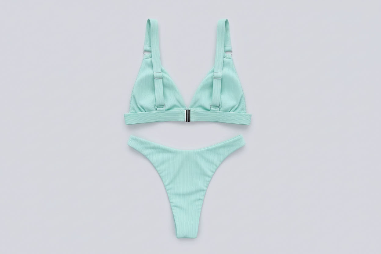 Bikinis Sencillos 2026